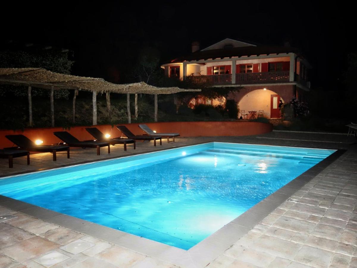 Apartma Villa Cedole Chabby Chick بيران المظهر الخارجي الصورة